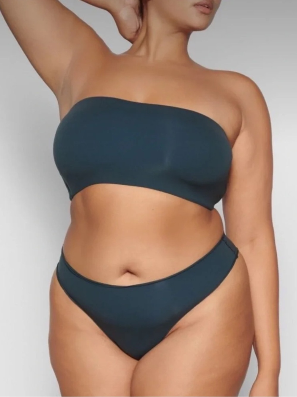 SKIMS FITS EVERYBODY BANDEAU LIMITED EDITION: CYPRESS SMALL